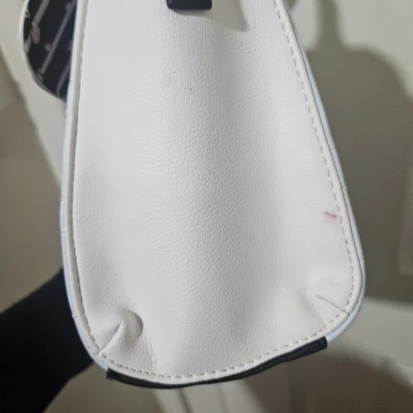 Luv Betsey by Betsey Johnson LBADDY Blue and black quilted crossbody - Picture 5 of 9